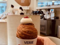 -VERIE BAKEHOUSE