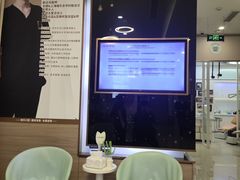 -维乐口腔(美维云门诊陆家嘴店)