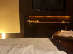 -爱乐国际温泉水疗会