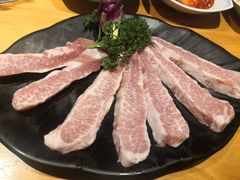 -唯成•韩国炭火烤肉 유성고기