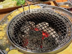 -青瓦炭韩潮烤肉(花园道店)