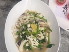 -新丁香海鲜酒店(银海商贸城店)
