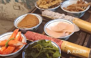 Eight Delicacies Set
