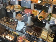 零售区-星巴克臻选(珠海富华里店)