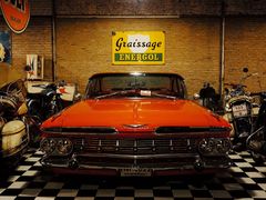 -席娜卡琳火车铁道夜市