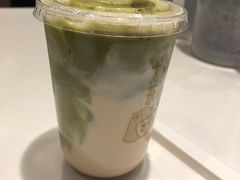 冰燕麦椰香抹茶拿铁-太平洋咖啡(青岛万象城店)