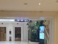 -麓湖国际水疗