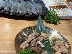 -汉城烤肉·黑金冠(华山路店)