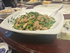 -蔼若春.传承三十年云南菜(金碧公园店)