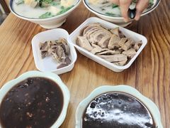-鸭小妹鸭血粉丝(老门东店)