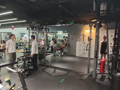 -VLines耀能运动24小时·月付制健身(京广桥店)