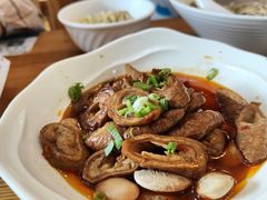 俞记肥肠-余丞记川渝面馆(云峰店)
