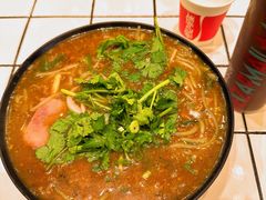 -肥汁米蘭香港米线(长宁来福士店)