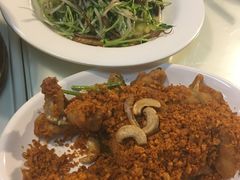 -新大咀港式茶餐厅(宝山万达店)