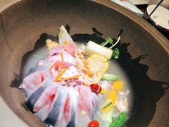 -咕嘟草帽鱼·牛奶一样的鲜鱼汤(包河万达广场创始店)