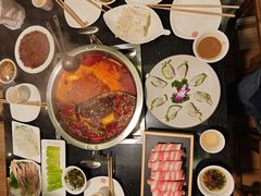 -百年川椒重庆老火锅(光谷店)