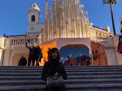 -文艺复兴百货(米兰大教堂广场店)