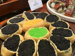 -雍容荟帝王蟹活龙虾展台自助(IFS黑金店)