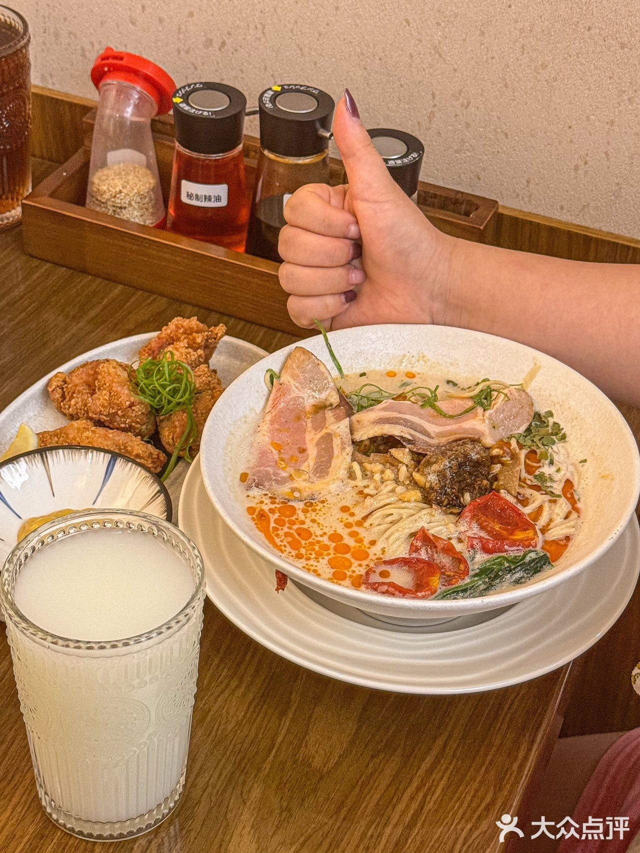 在丰盛里，吃到了贝克汉姆同款拉面！