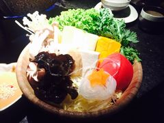 -湊湊火锅·茶憩(新中关购物中心店)