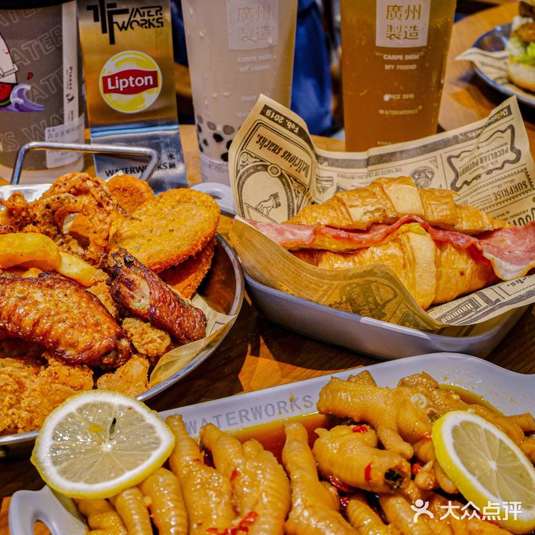 超多人收藏的潮玩工业风茶饮店🔫水厰