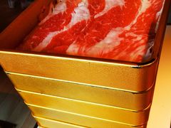 和牛上脑-温禾牛·和牛寿喜烧自助火锅(恒基名人店)