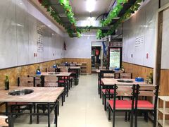 大堂-四川乐山大佛长春泥锅涮串(四分局店)