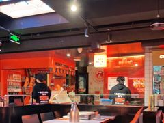 大堂-鸣记脆皮烤鱼·海鲜烤鱼(三八广场店)