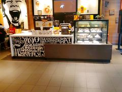 -麦当劳(汉口火车站候车室店)