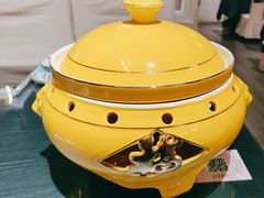 -亿江南新概念融合美食餐厅(管仲老街店)