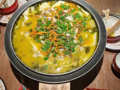 -山城外·非遗酸菜鱼(蜀都万达店)