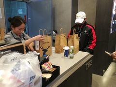 -瑞幸咖啡(尼盛尚品汇店)