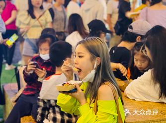 来魔都一定不能错过的BFC外滩枫径,让你体验魔都魅力