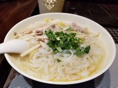 鸡汤肉粉-布拉王港式美食(绿城店)