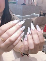 -U+nail优加专业美甲美睫