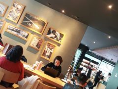 大堂-星巴克(美丽华花园店)