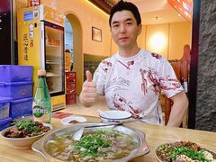 -谢老五跷脚牛肉·非遗传承店