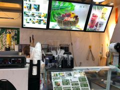 -津椰本·海南正宗椰奶清补凉(店一店)