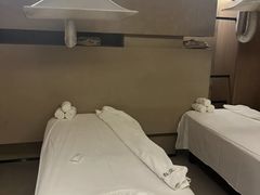 -灸春堂·艾灸·痛症·整脊连锁(之江银泰店)