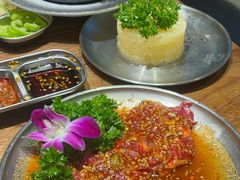 -明洞阿姨·韩式酱蟹烤肉·创意料理(三元桥店)