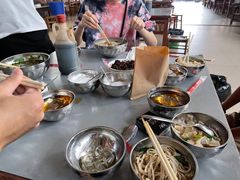 -正宗杨记普洱酸醋米线(总店)