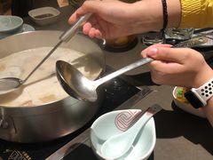 -捞王锅物料理(上海世茂广场店)