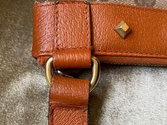 -IRENCE伊琳丝奢侈品皮具护理(二手鉴定世界广场店)