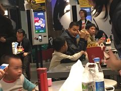 -麦当劳(伟城广场店)