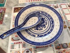 -广信牛奶甜品世家(台东店)