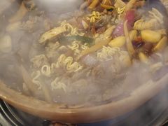 -胡须佬鸡煲四季火锅店(石厦西村直营店)