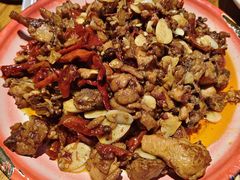 辣子鸡-柴窝堡22号辣子鸡·传承新疆菜