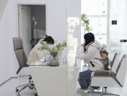 -臣丽纹眉品牌连锁