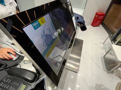 -福奈特洗衣洗鞋(宝华广场店)