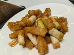 -湖畔鲁菜·二十年老字号餐厅(大明湖店)